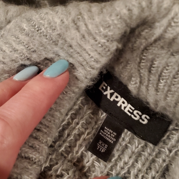 Sweater - Picture 2 of 3